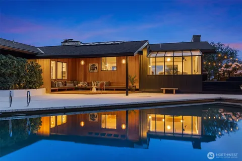 $5,950,000 | 9242 Northeast 14th Street, Clyde Hill, WA 98004