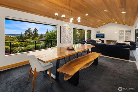 $5,950,000 | 9242 Northeast 14th Street, Clyde Hill, WA 98004