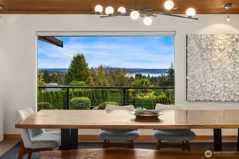 $5,950,000 | 9242 Northeast 14th Street, Clyde Hill, WA 98004