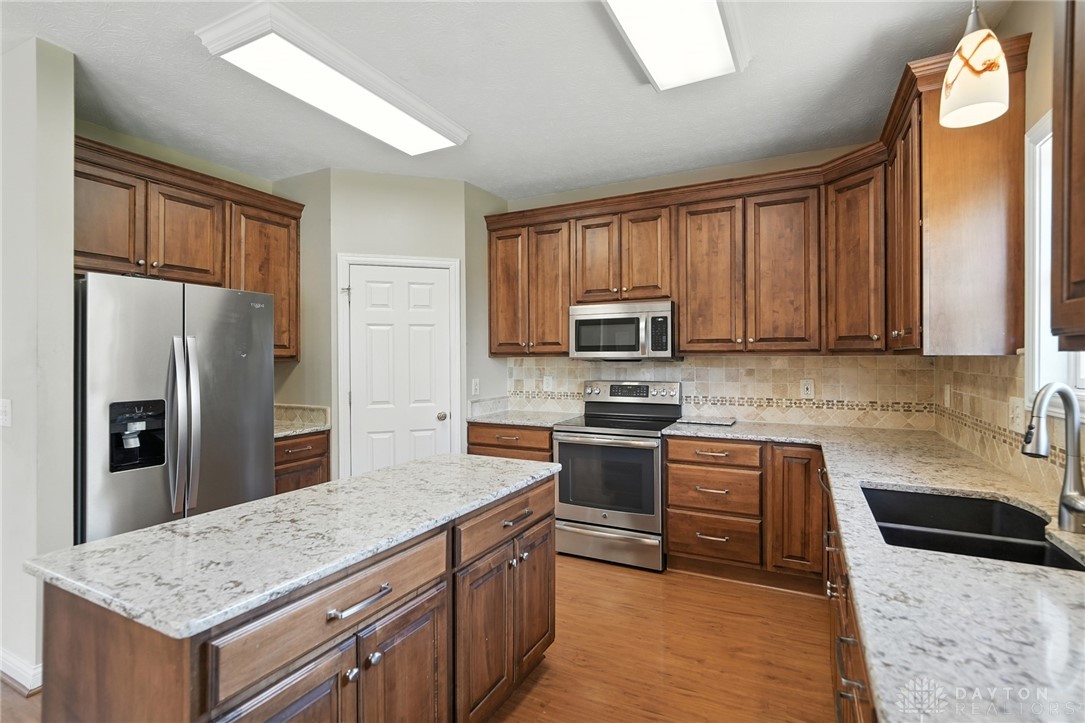 814 Valley View Point Springboro, OH 45066 - Photo 18 of 77 Gallery Image 18