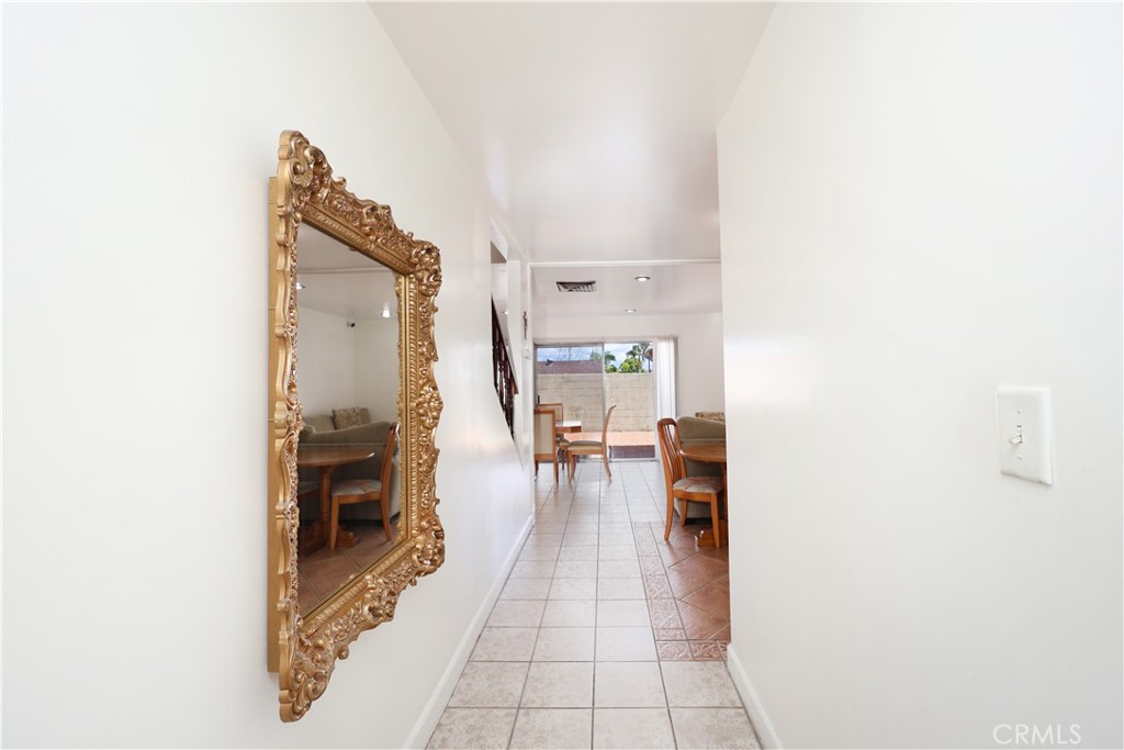 7033 Stewart And Gray Road, Unit 6 Downey, CA 90241 - Photo 5 of 39 Entrance