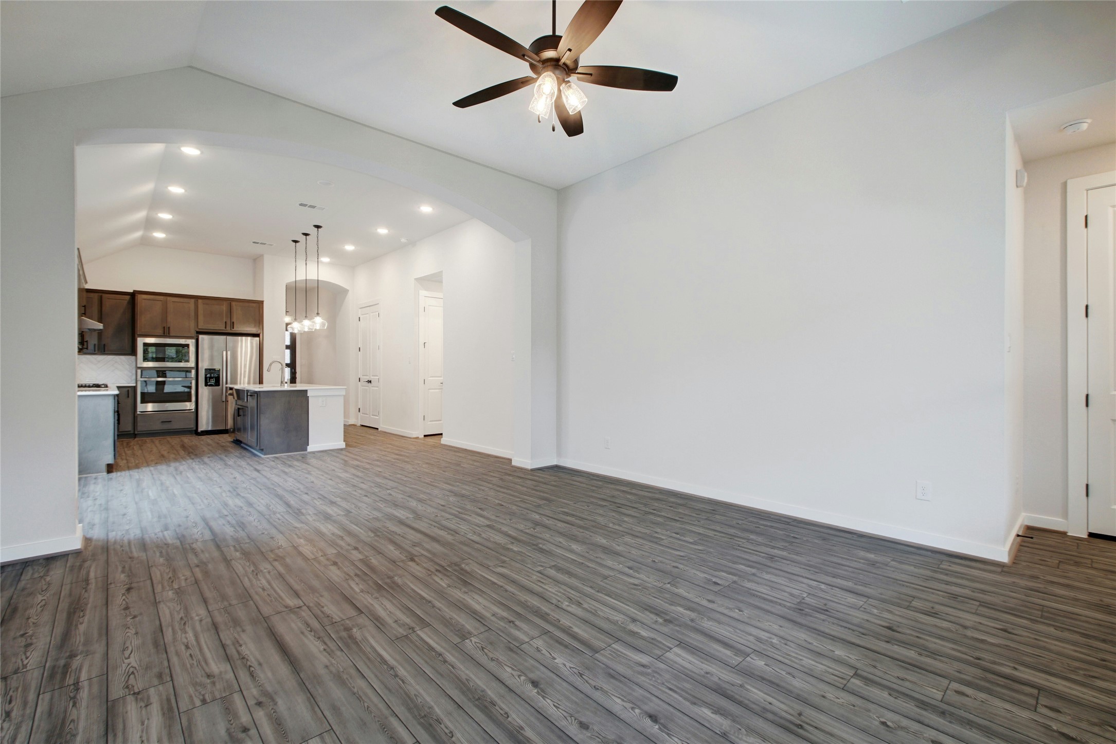 633 Pecan Bottom Trail Georgetown, TX 78628 - Photo 6 of 38