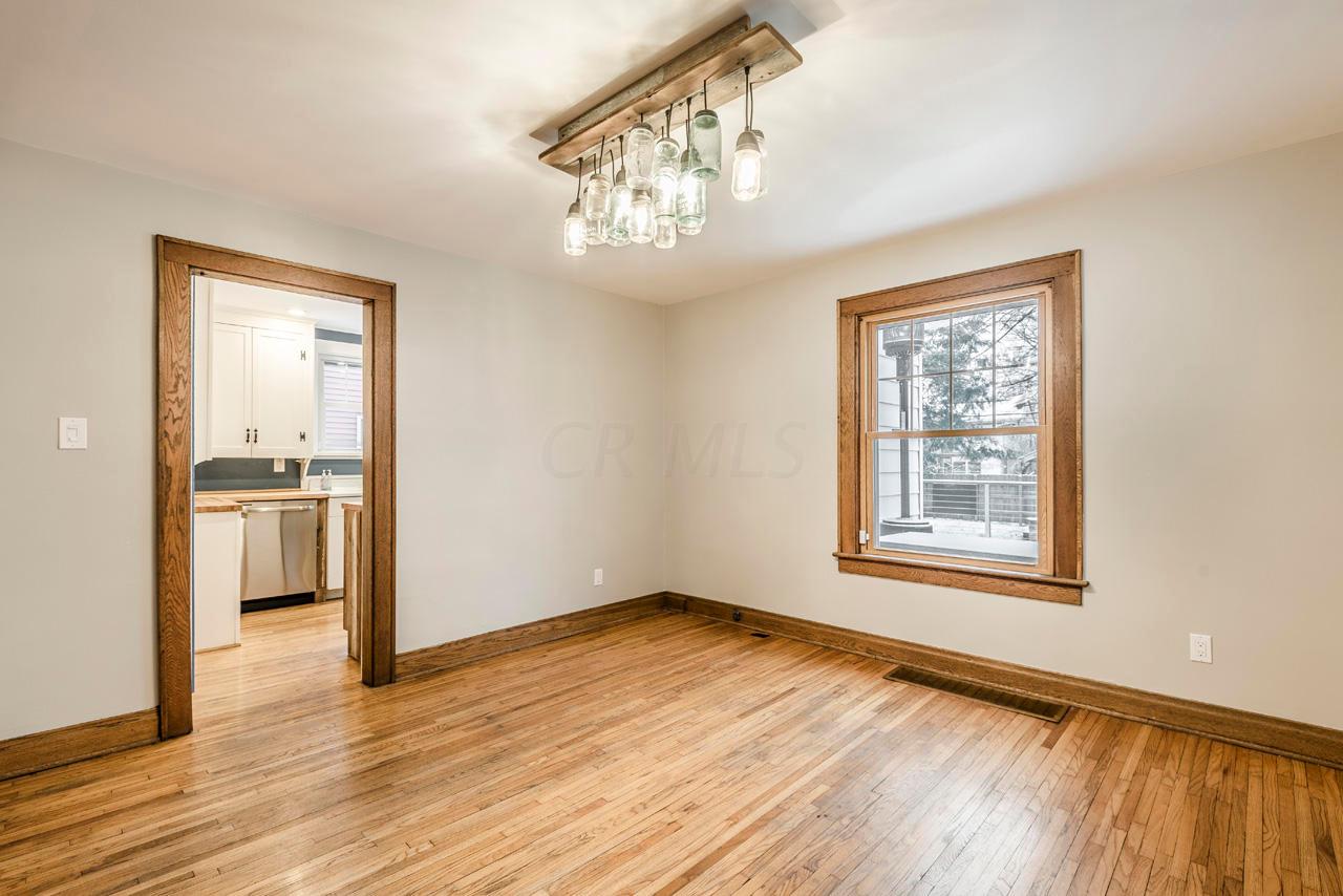 809 South Cassingham Road Columbus, OH 43209 - Photo 13 of 61