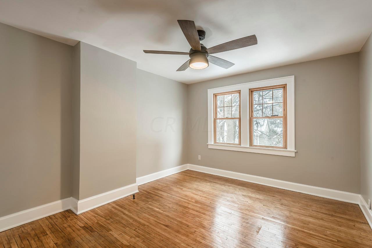 809 South Cassingham Road Columbus, OH 43209 - Photo 23 of 61