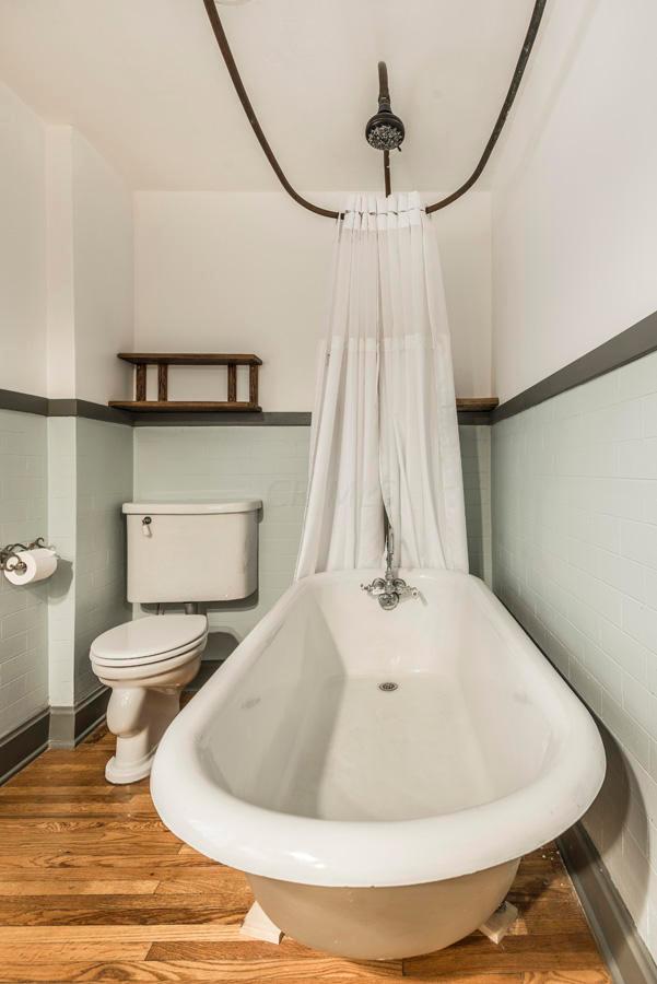 809 South Cassingham Road Columbus, OH 43209 - Photo 30 of 61
