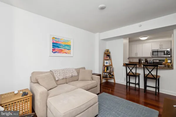 $2,175 | 219-29 South 18th Street, Unit 1505, Philadelphia, PA 19103