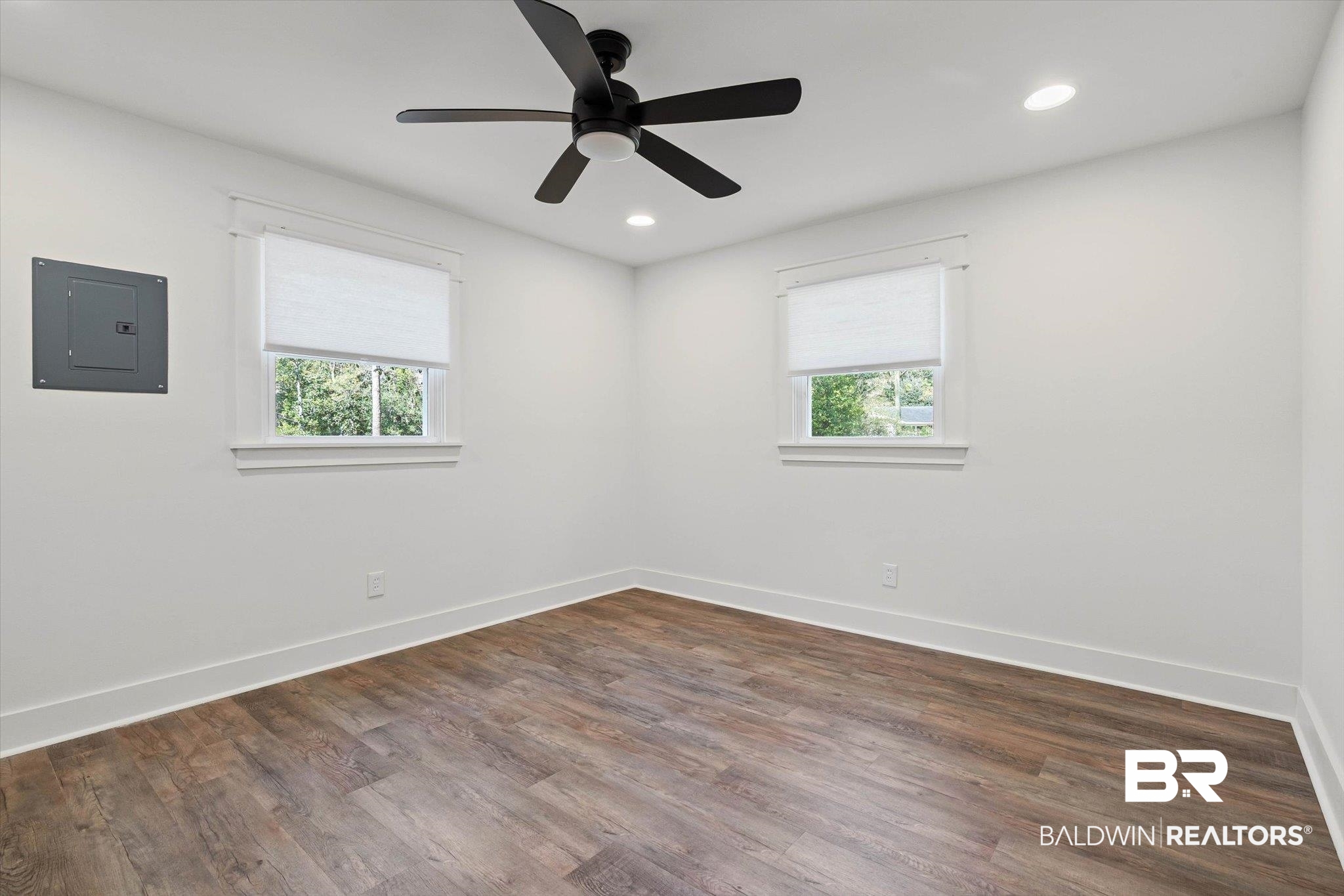 3933 Radnor Avenue Mobile, AL 36608 - Photo 25 of 36 Spacious 4th Bedroom, dark wood-style flooring, recessed lighting, and ceiling fan.