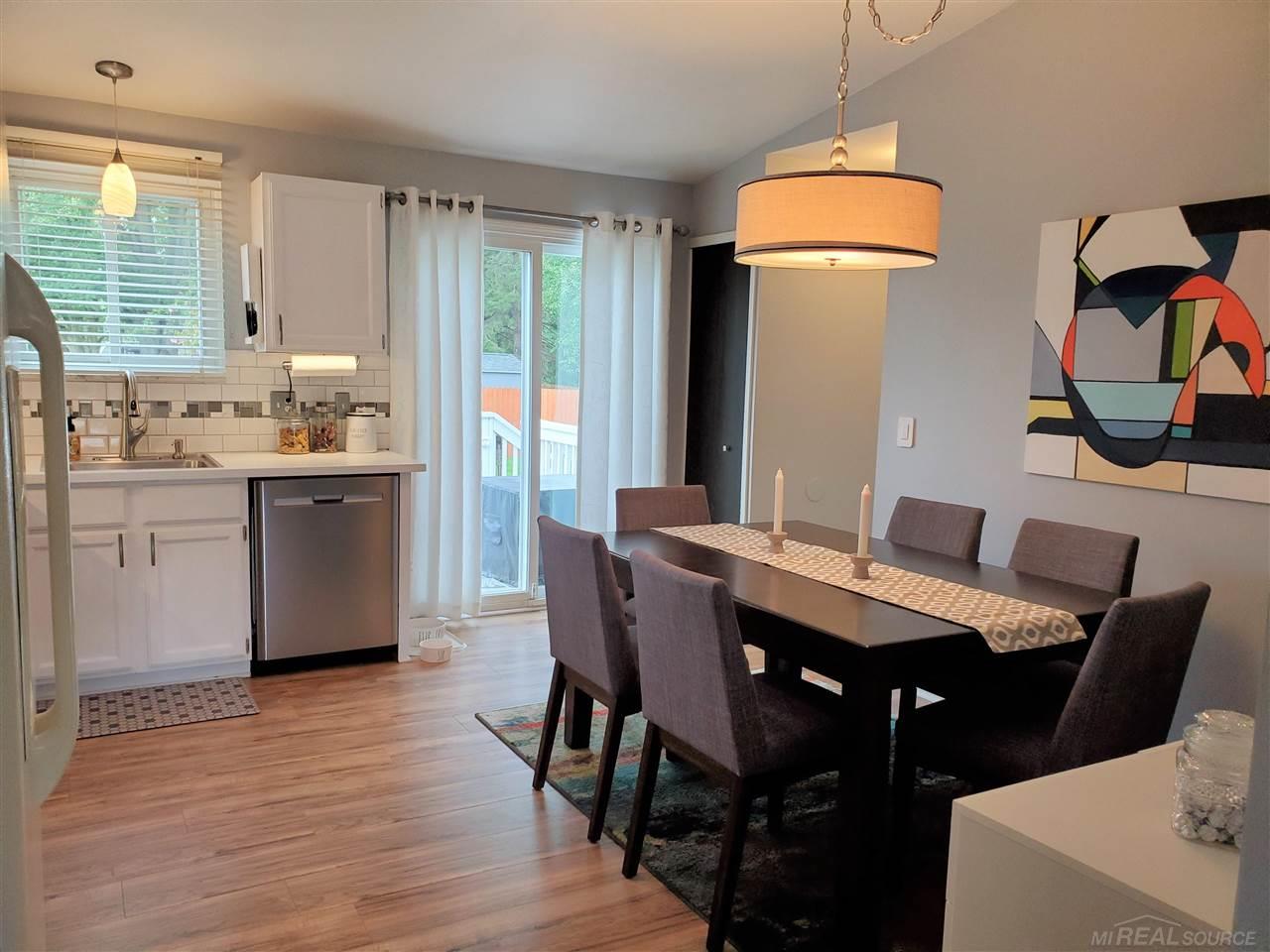 29550 Cotton Road New Baltimore, MI 48047 - Photo 14 of 59 50053894-13.JPG