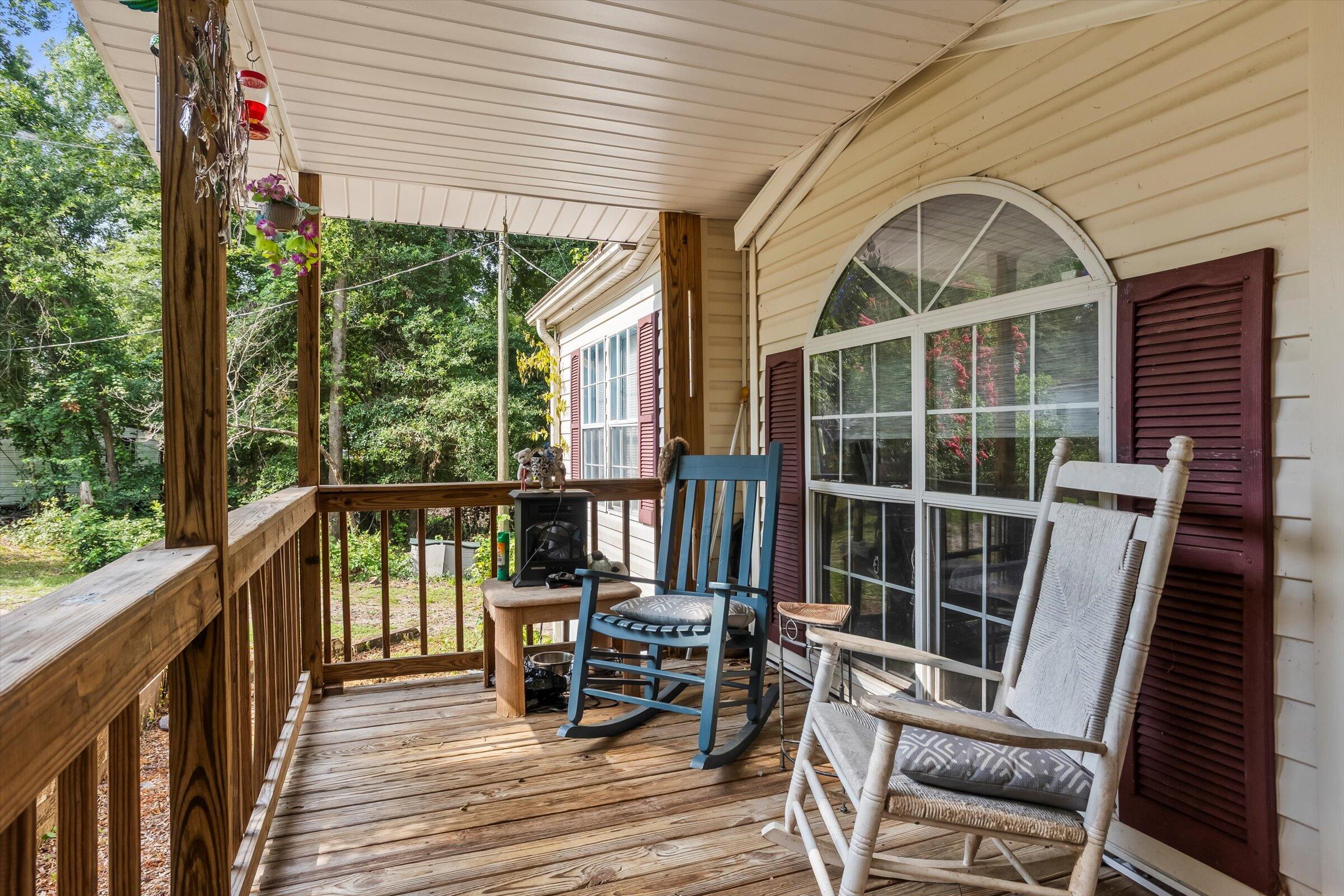 1261 Alden Drive Augusta, GA 30906 - Photo 4 of 29 Front porch