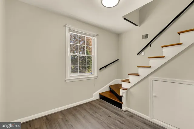 $3,500 | 3024 Wayne Road, Falls Church, VA 22042