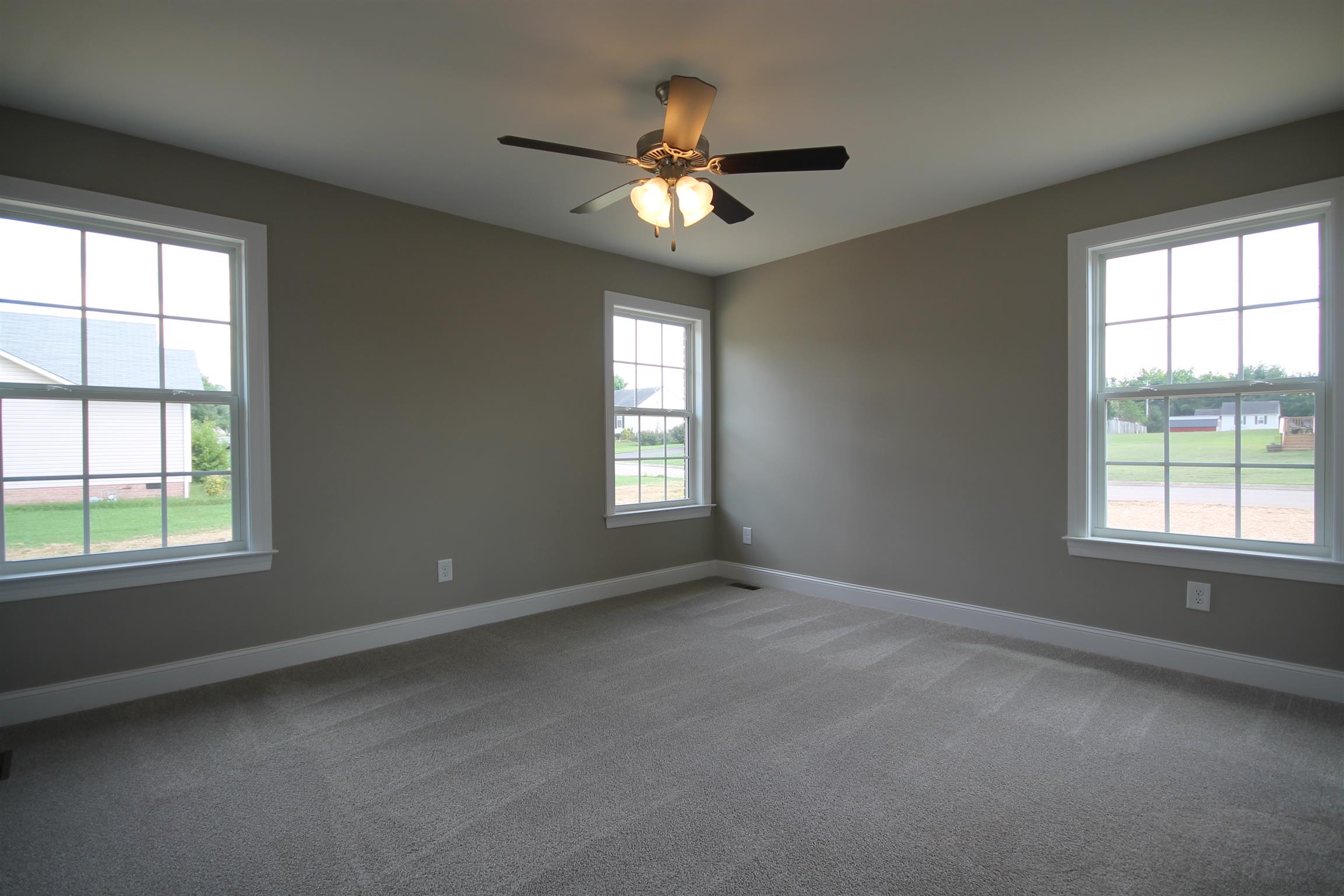 900 Rutherford Lane Columbia, TN 38401 - Photo 16 of 25 Master Bedroom