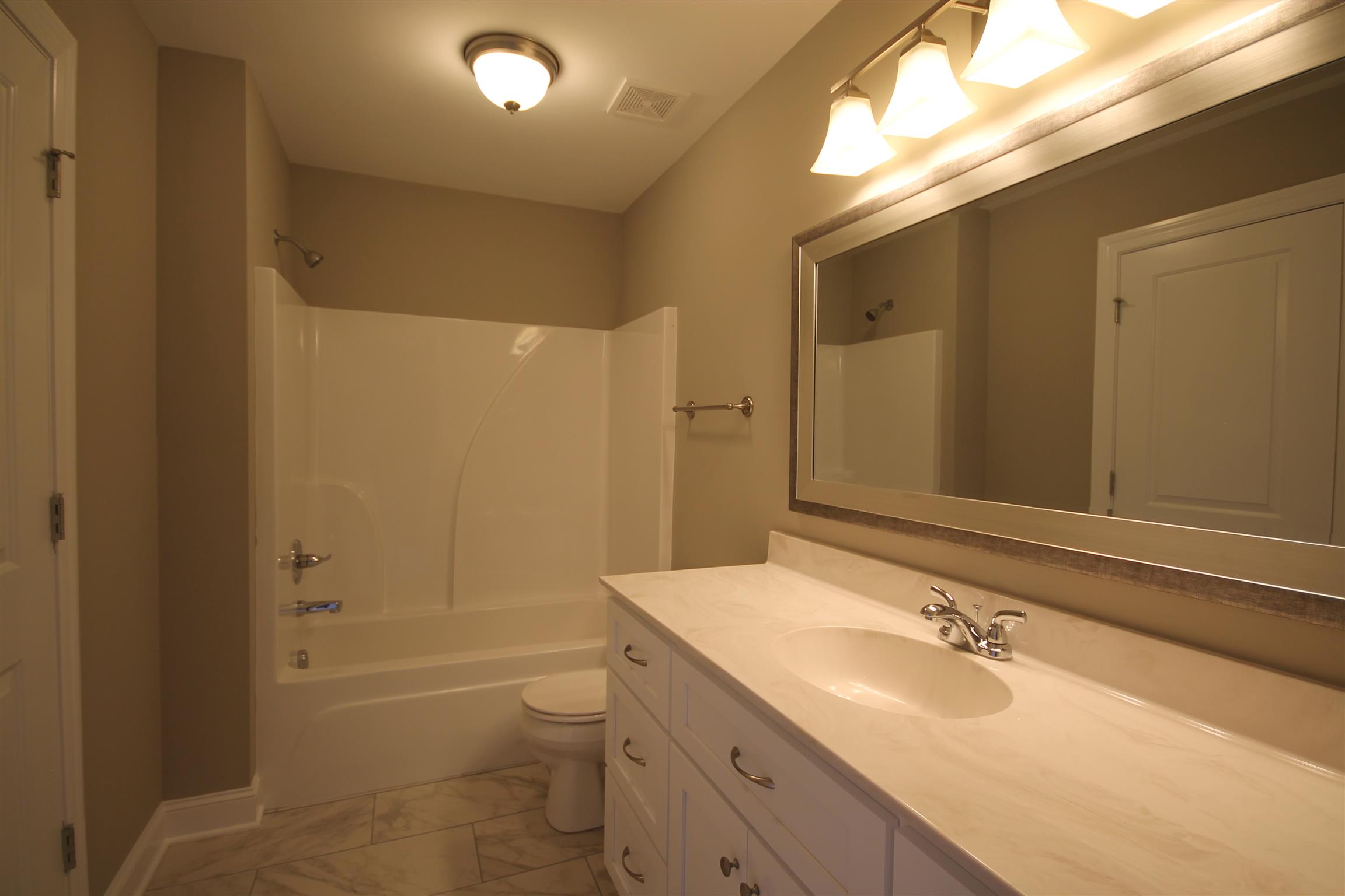 900 Rutherford Lane Columbia, TN 38401 - Photo 21 of 25 Gallery Image 21