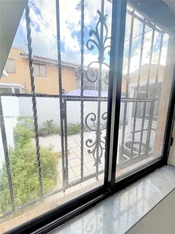 $2,500 | 2740 West 63rd Street, Unit 104, Hialeah, FL 33016