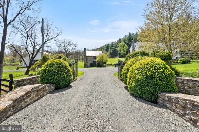 $2,725,000 | 10157 John S Mosby Highway, Upperville, VA 20184