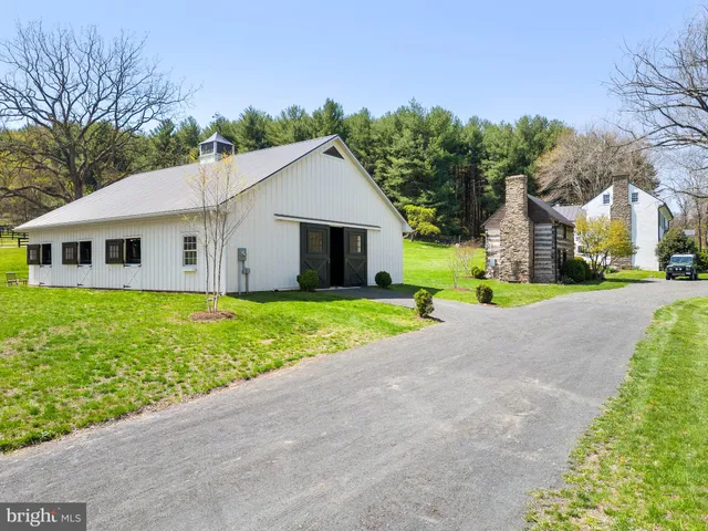 $2,725,000 | 10157 John S Mosby Highway, Upperville, VA 20184