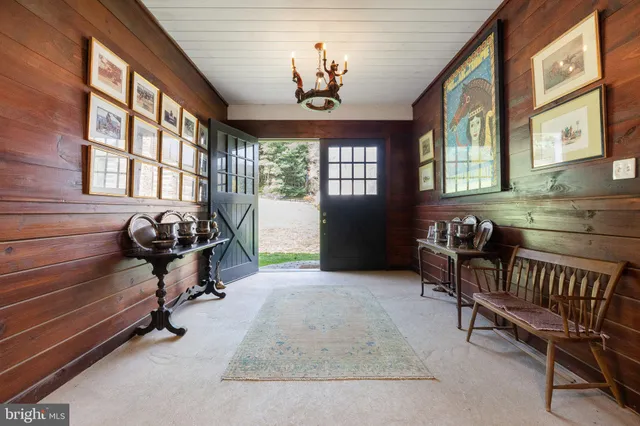 $2,725,000 | 10157 John S Mosby Highway, Upperville, VA 20184