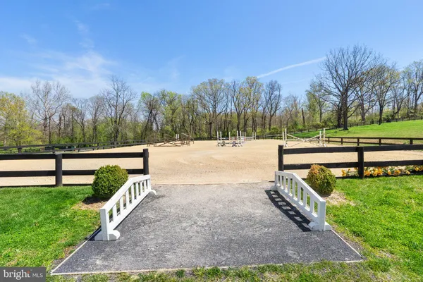 $2,725,000 | 10157 John S Mosby Highway, Upperville, VA 20184