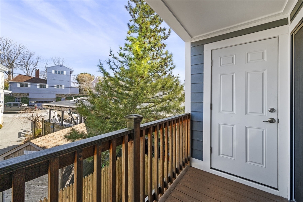 9 Hanover Court, Unit 1 Marblehead, MA 01945 - Photo 12 of 38 a view of a balcony