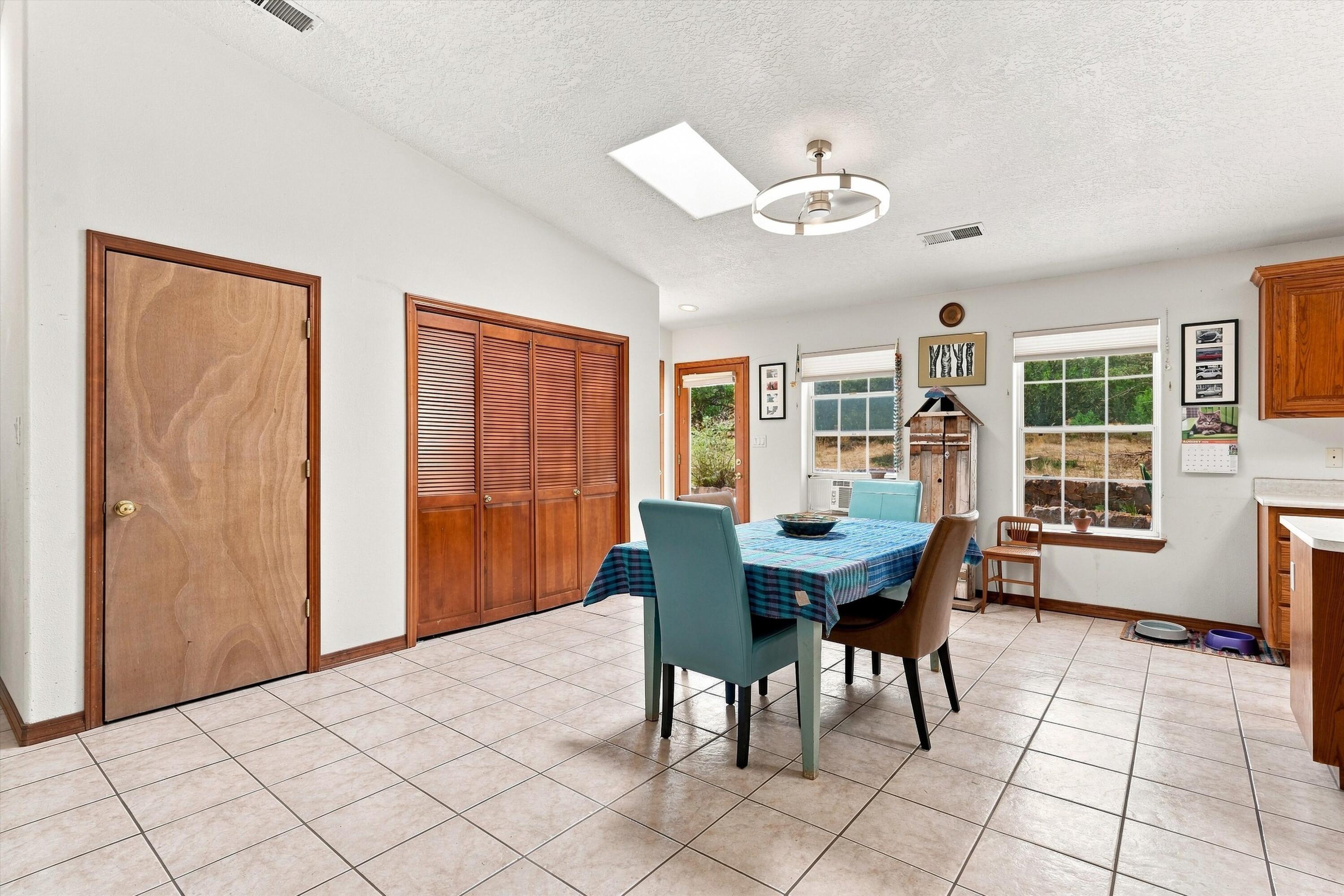 464 Sedillo Road Tijeras, NM 87059 - Photo 15 of 44 Gallery Image 15