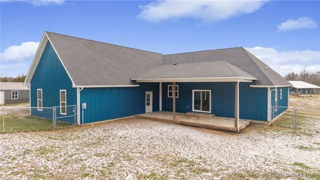 $525,000 | 3893 North Dog Creek Road, English, IN 47118