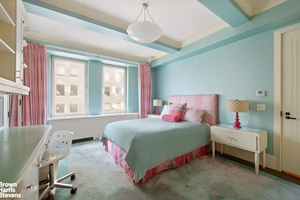 $3,100,000 | 1215 5th Avenue, Unit 6B | Upper Carnegie Hill