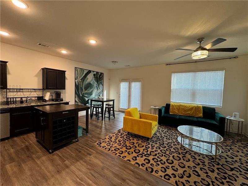 3366 Tarian Way Decatur, GA 30034 - Photo 3 of 17