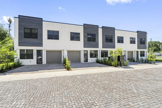 $5,500 | 4340 Villa Alina Court, Tampa, FL 33614