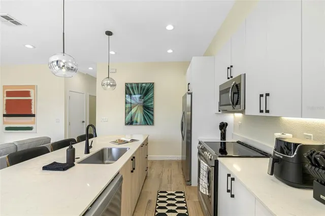 $5,500 | 4340 Villa Alina Court, Tampa, FL 33614