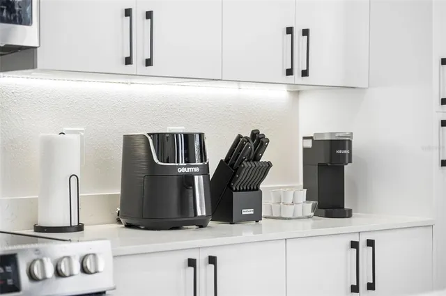 $5,500 | 4340 Villa Alina Court, Tampa, FL 33614