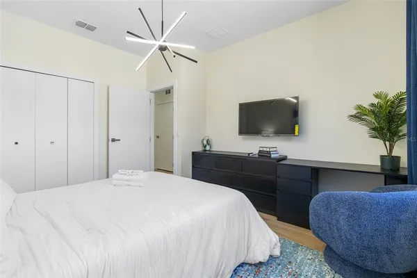 $5,000 | 4340 Villa Alina Court, Tampa, FL 33614