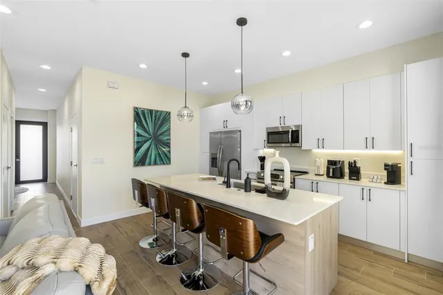 $5,500 | 4340 Villa Alina Court, Tampa, FL 33614