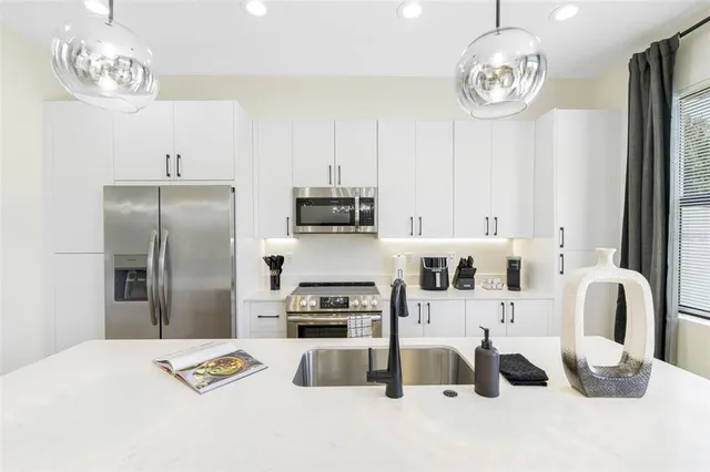 $5,500 | 4340 Villa Alina Court, Tampa, FL 33614