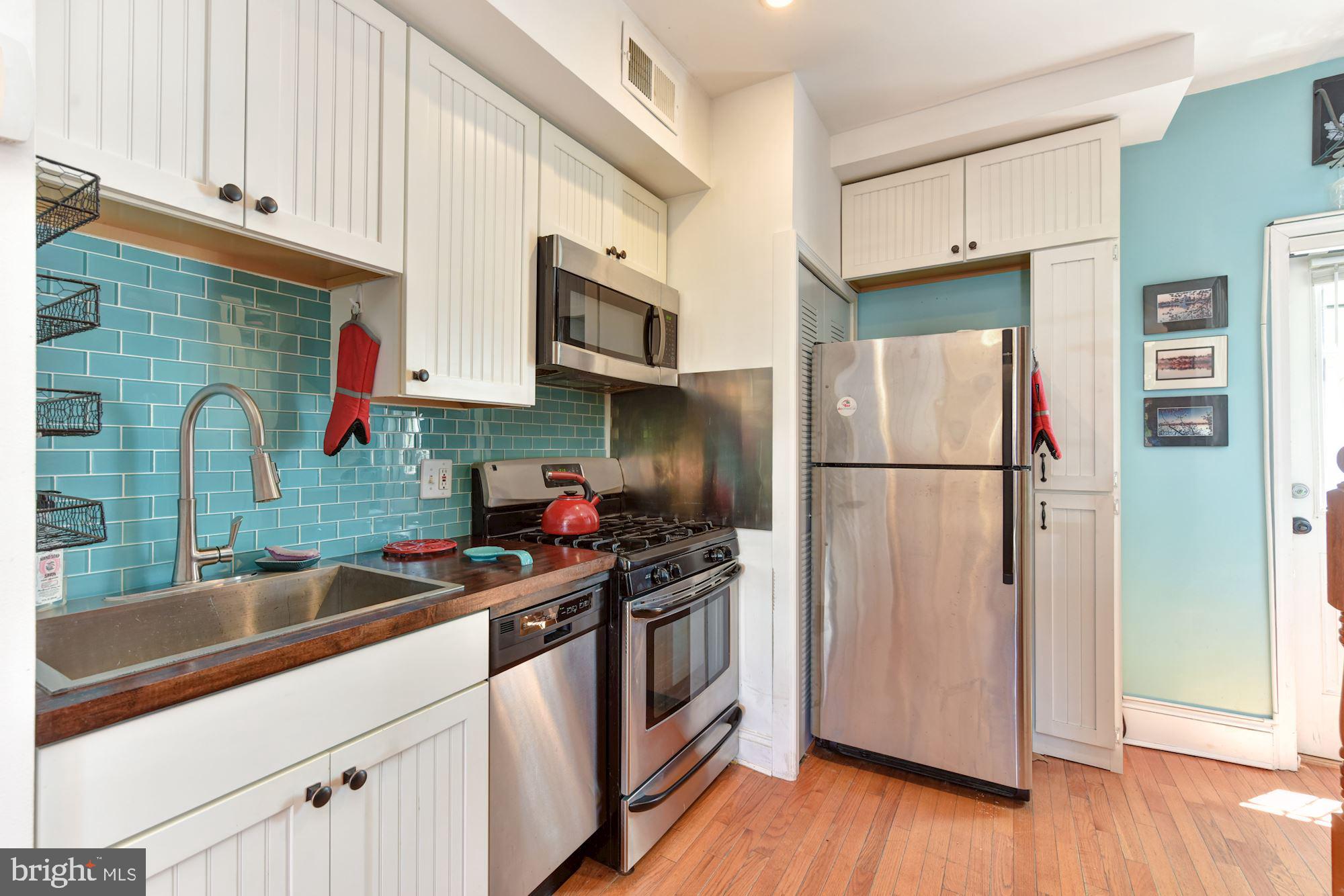 629 18th Street Northeast Washington, DC 20002 - Photo 7 of 23 Gas Cooking