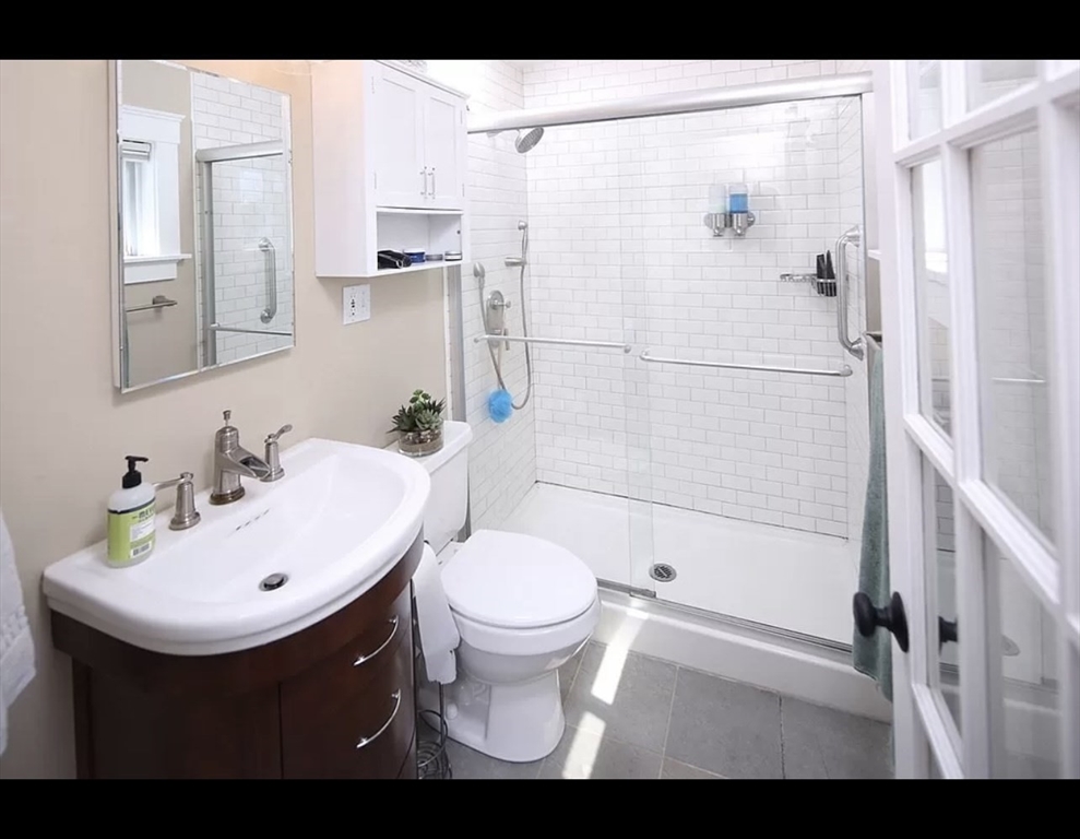 527 Ocean Street Marshfield, MA 02050 - Photo 5 of 9