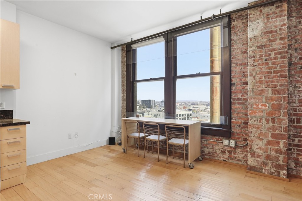 460 South Spring Street, Unit 1008 Los Angeles, CA 90013 - Photo 4 of 27