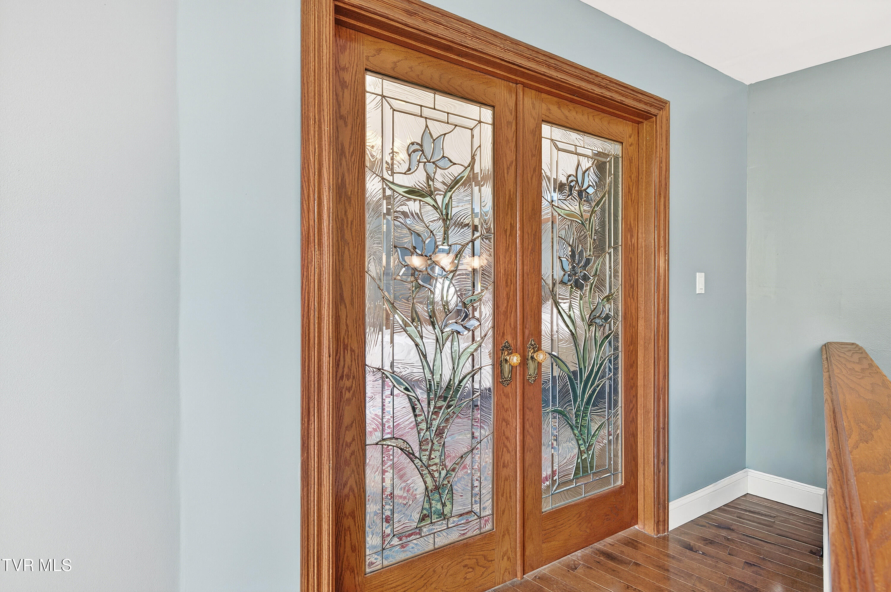 24327 North Fork River Road Abingdon, VA 24210 - Photo 25 of 70 PRIMARY BEDROOM ENTRANCE