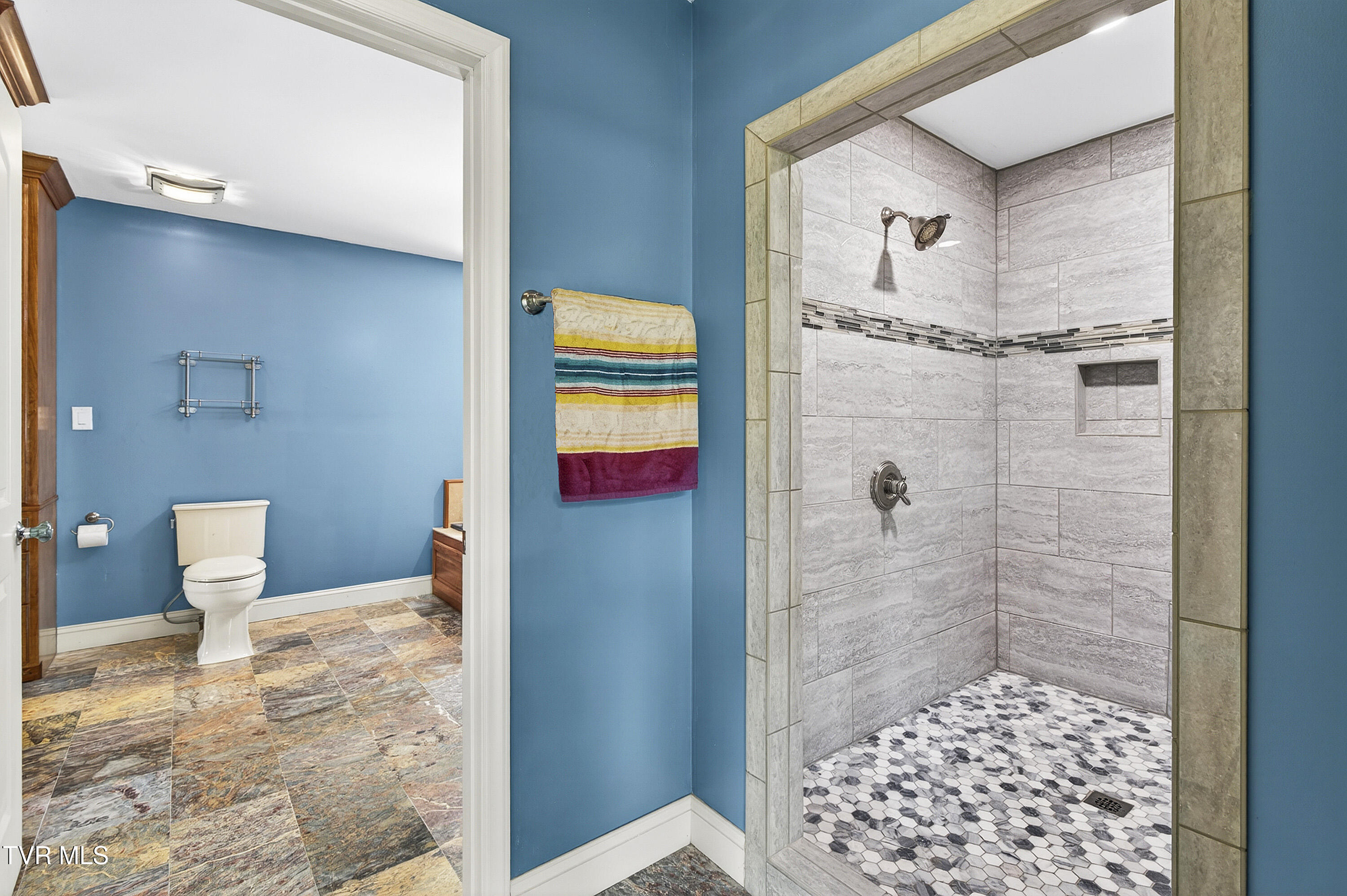 24327 North Fork River Road Abingdon, VA 24210 - Photo 34 of 70 PRIMARY BATH