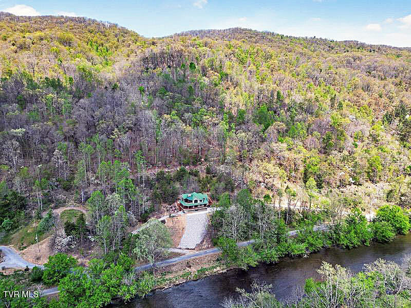24327 North Fork River Road Abingdon, VA 24210 - Photo 66 of 70 DRONE FOOTAGE