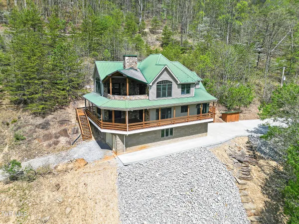 $999,900 | 24327 North Fork River Road, Abingdon, VA 24210