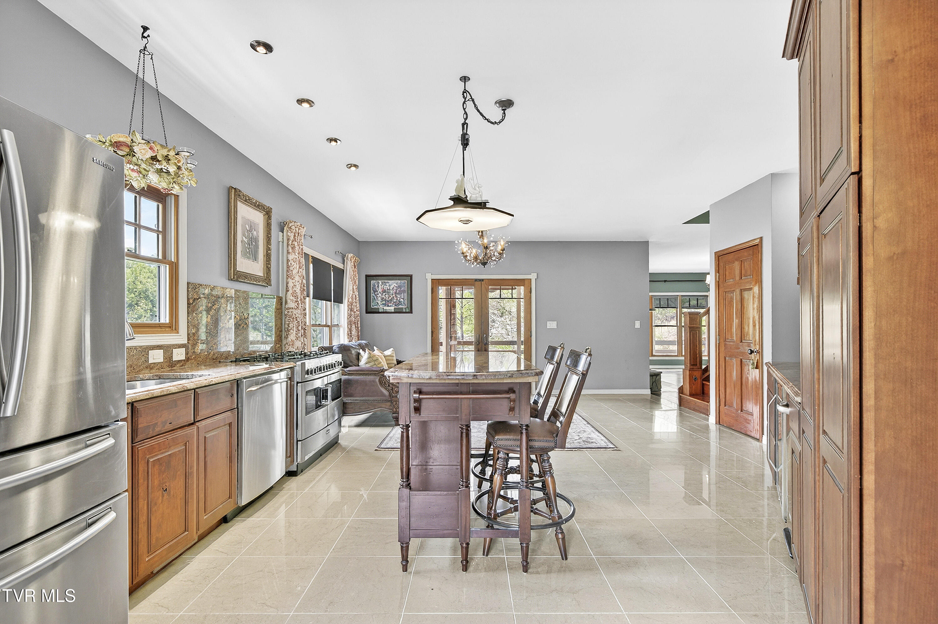 24327 North Fork River Road Abingdon, VA 24210 - Photo 9 of 70 KITCHEN