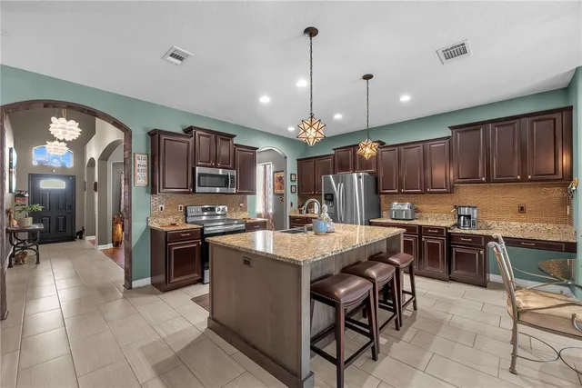 $719,900 | 20006 Satin Leaf Avenue, Tampa, FL 33647