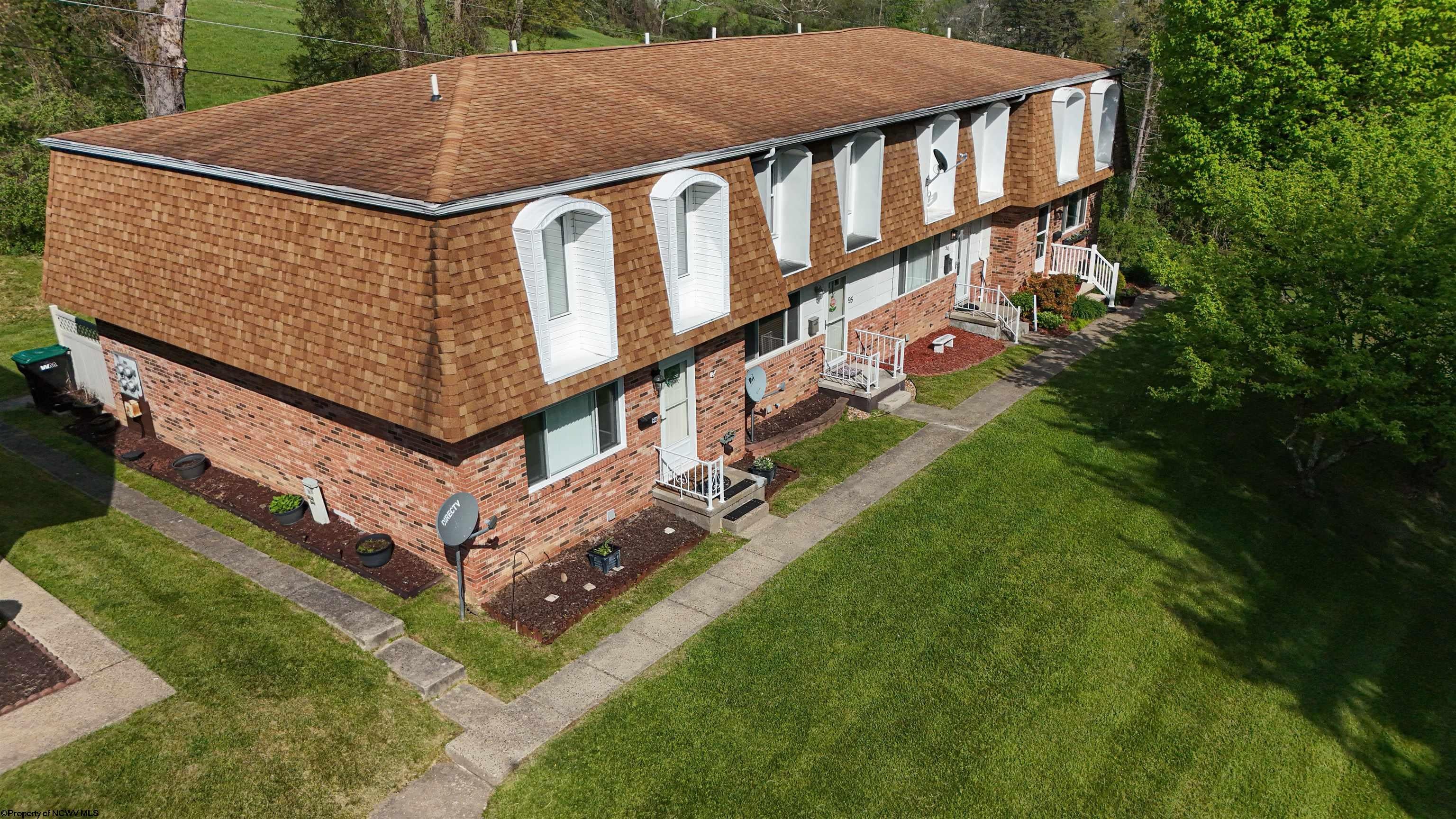 93 Pinewood Road Clarksburg, WV 26301 - Photo 3 of 33 Gallery Image 3