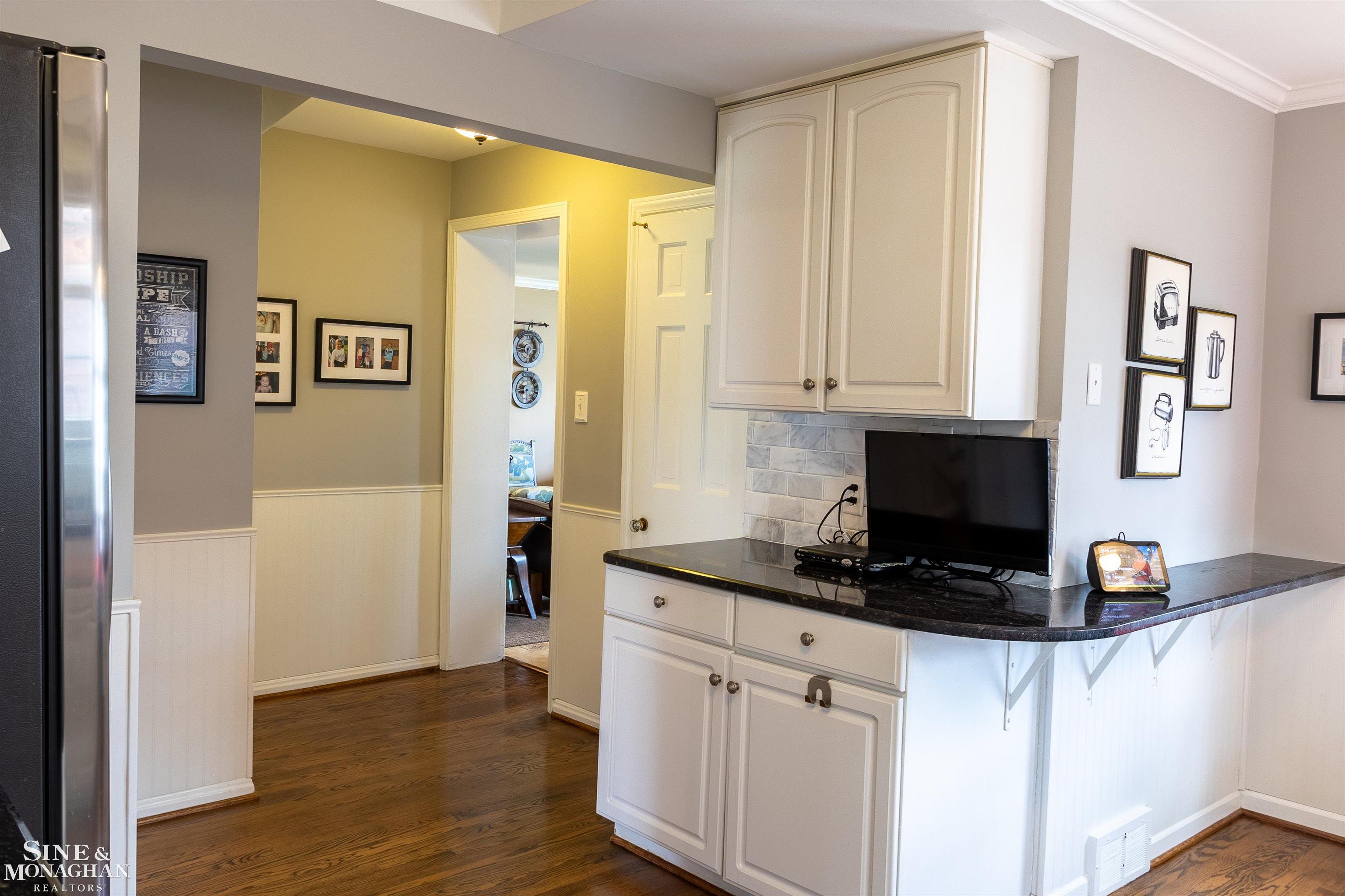 1832 Littlestone Road Grosse Pointe Woods, MI 48236 - Photo 15 of 36
