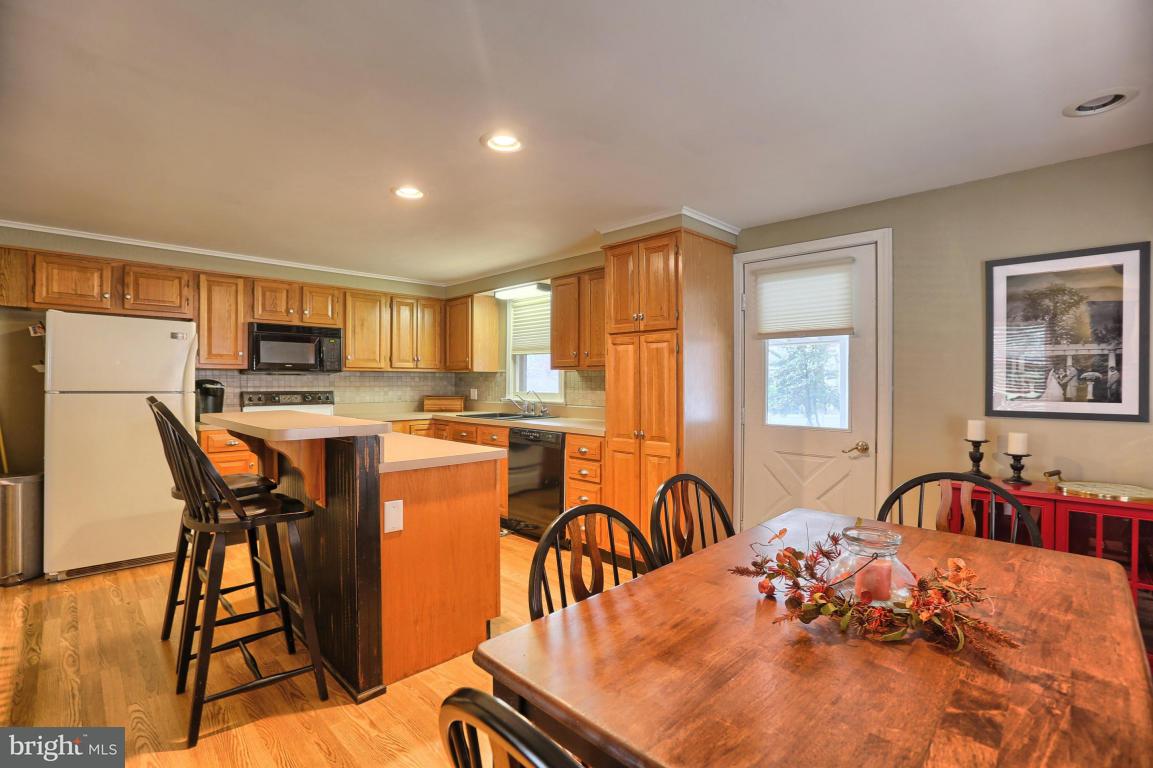 472 Longmeadow Road Lancaster, PA 17601 - Photo 12 of 33 Gallery Image 12