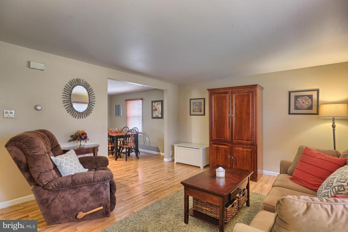 472 Longmeadow Road Lancaster, PA 17601 - Photo 6 of 33 Gallery Image 6
