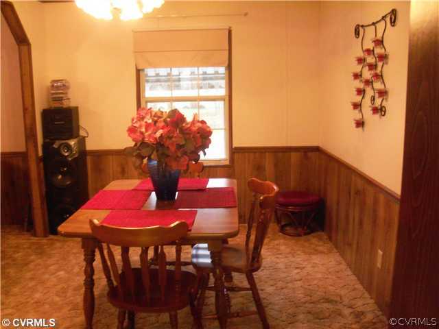 10306 Williamsville Road Hanover, VA 23069 - Photo 7 of 11 Dining Room - Dining Room with old carpet and befo