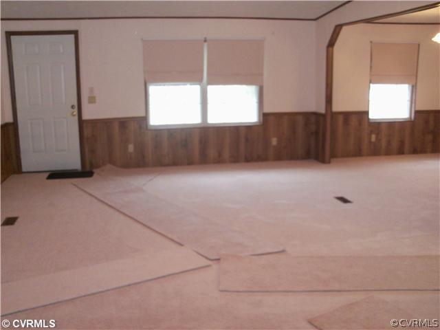 10306 Williamsville Road Hanover, VA 23069 - Photo 8 of 11 Living Room