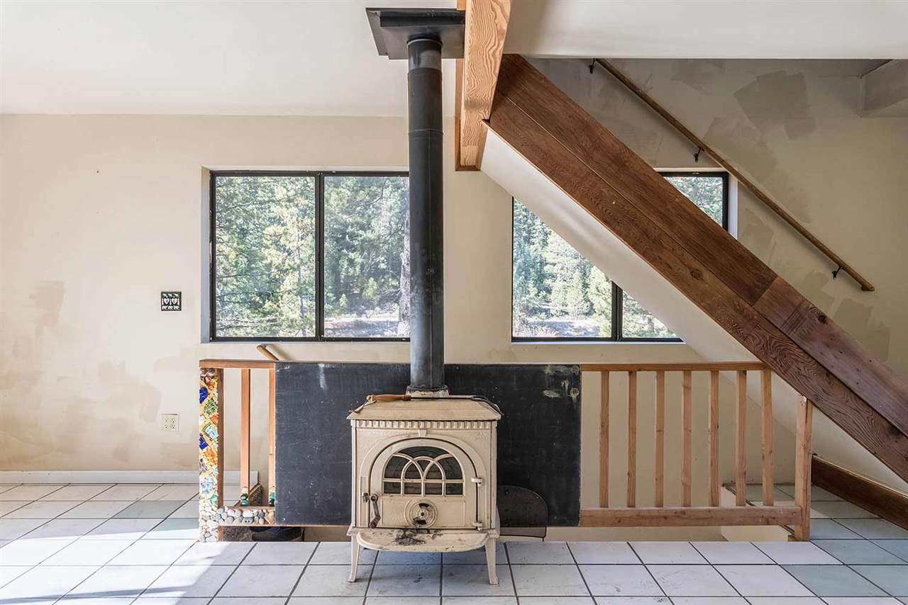 8438 River Road Truckee, CA 96161 - Photo 7 of 14 Gallery Image 7