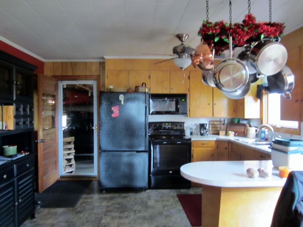 21 River Road Madison, ME 04950 - Photo 3 of 21 Kitchen