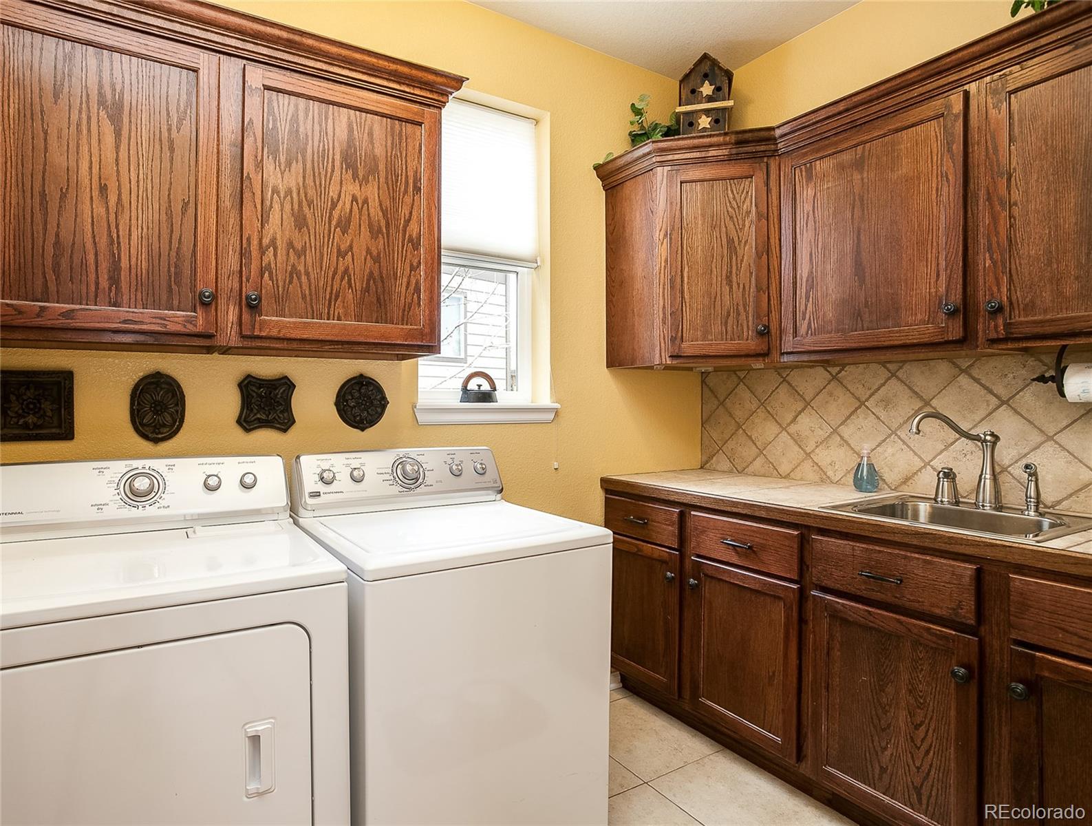 4381 Ivycrest Point Highlands Ranch, CO 80130 - Photo 15 of 35 Gallery Image 15